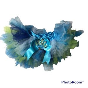 Child’s peacock tutu tulle waist Flat 9.5 length 8.5